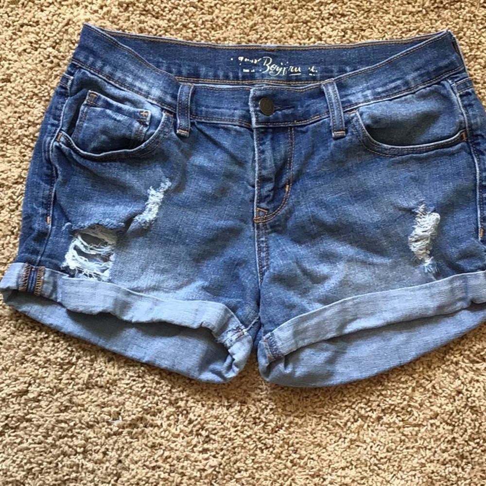 Old Navy Boyfriend denim shorts Size 2